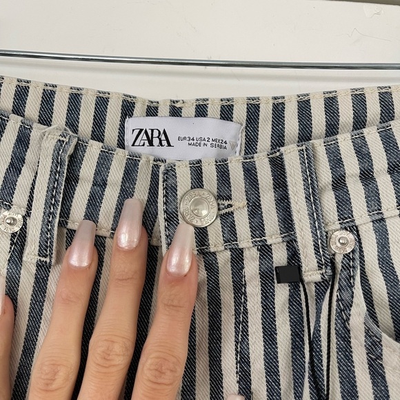 Zara Striped Cropped Flare Jean - 2 - Picture 3 of 5
